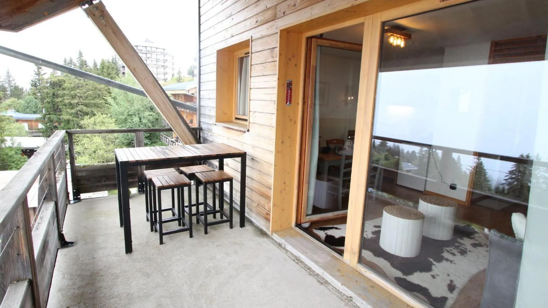 Apartment Charmant Studio Cabine A Chamrousse, Balcon, Tv - Fr-1-549-145